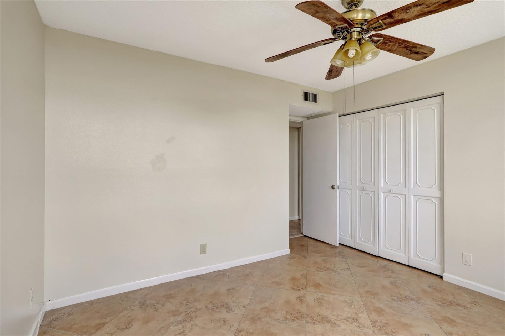 6921 Environ Boulevard, Unit 6o, Lauderhill, FL 33319 Photo