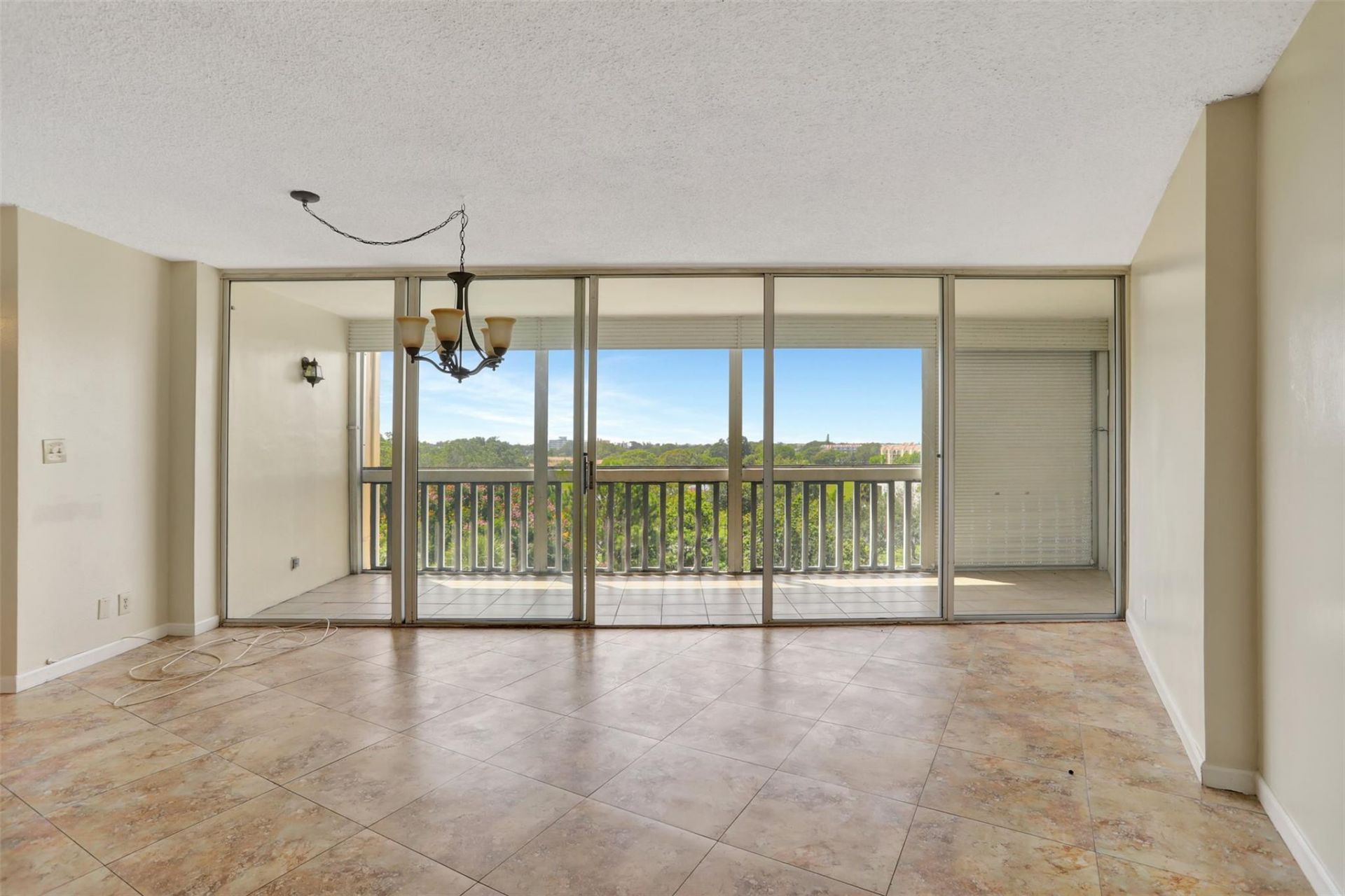6921 Environ Boulevard, Unit 6o, Lauderhill, FL 33319 Photo