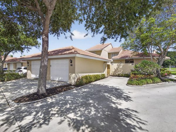 259 Old Meadow Way, Palm Beach Gardens, FL 33418