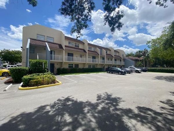 3751 NW 115th Avenue, Unit 4-3, Coral Springs, FL 33065