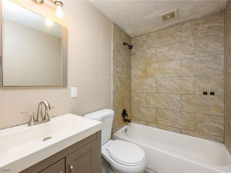 2889 Polly Road, Ravenna, OH 44266 Photo 10