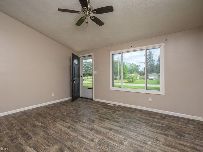 2889 Polly Road, Ravenna, OH 44266 Photo 5
