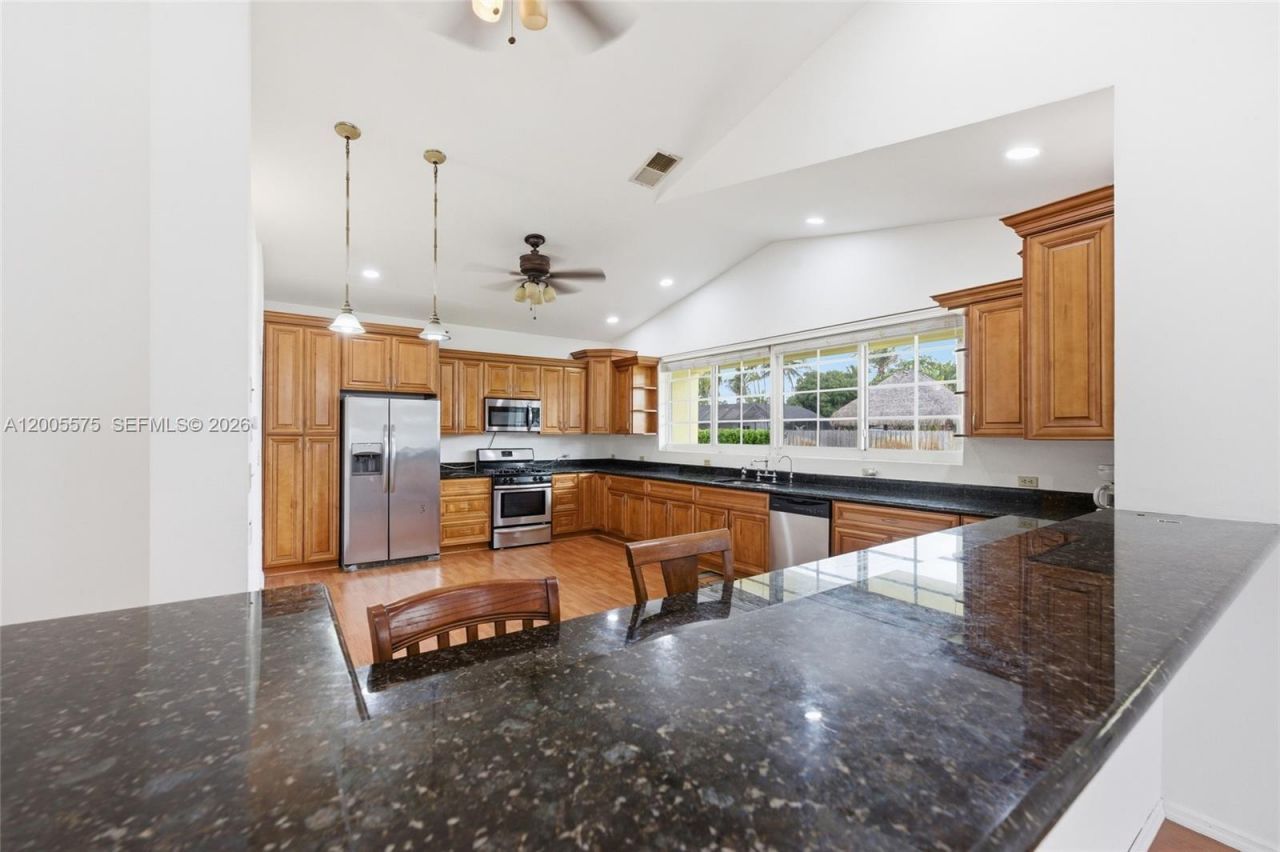 4361 NE 13th Ter , Oakland Park, FL 33334 Photo