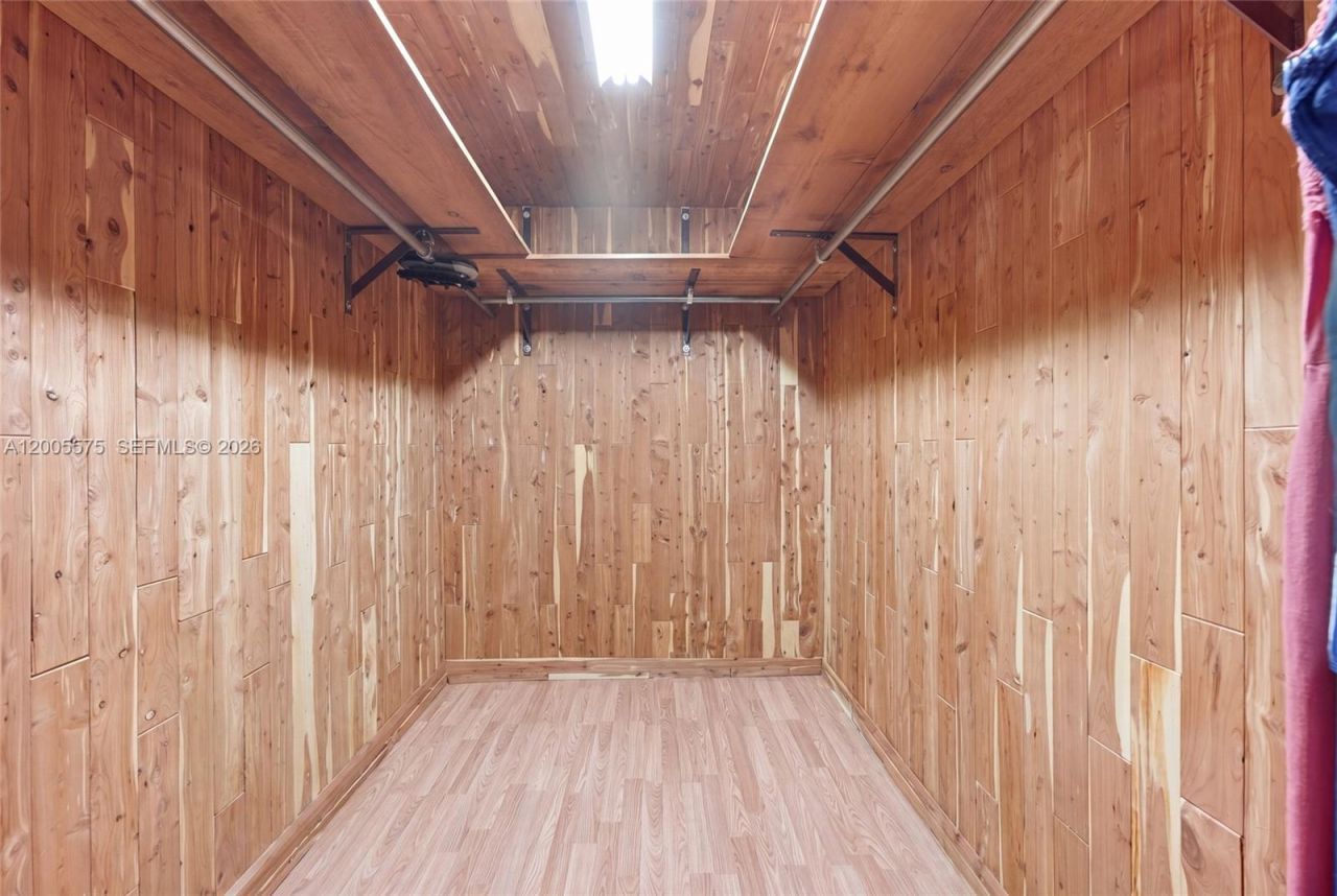 4361 NE 13th Ter , Oakland Park, FL 33334 Photo