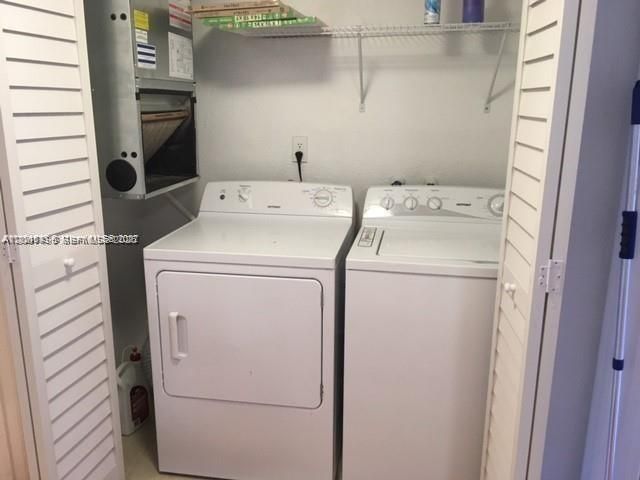 8205 Lake Dr , Unit 204, Doral, FL 33166 Photo