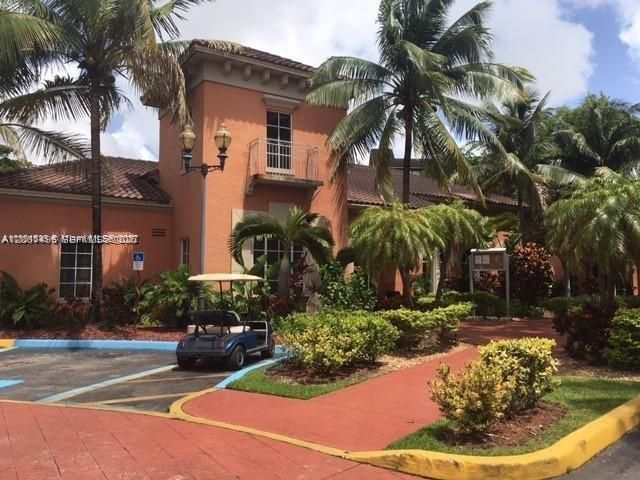 8205 Lake Dr , Unit 204, Doral, FL 33166 Photo