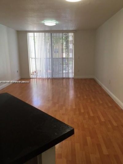 8205 Lake Dr , Unit 204, Doral, FL 33166 Photo
