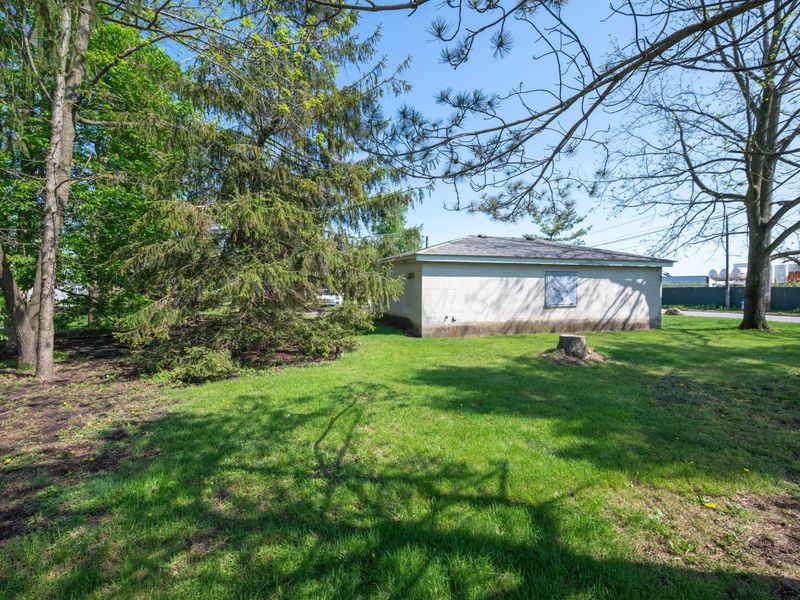 405 Bartram Avenue , Marion, OH 43302 Photo 16