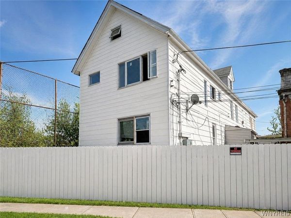 13 Peterson Street , Buffalo, NY 14211