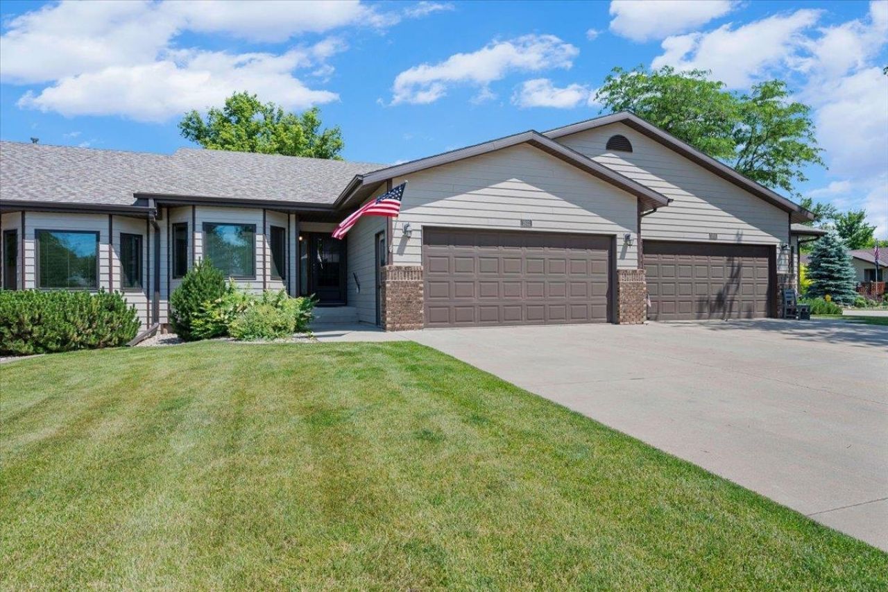 1932 Baldwin Street, Sturgis, SD 57785 Main Photo