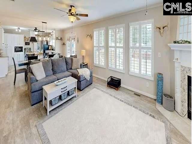 129 Newfield Circle  Photo 5