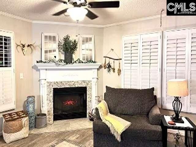 129 Newfield Circle  Photo 6