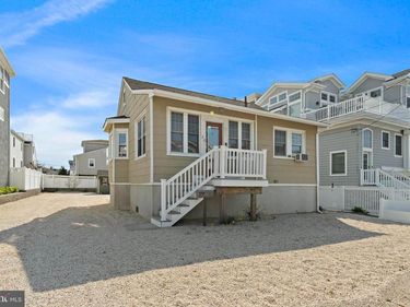 20 E SELFRIDGE , LONG BEACH TOWNSHIP, NJ 08008