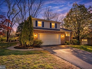 803 DUNBAR ROAD, CARLISLE, PA 17013