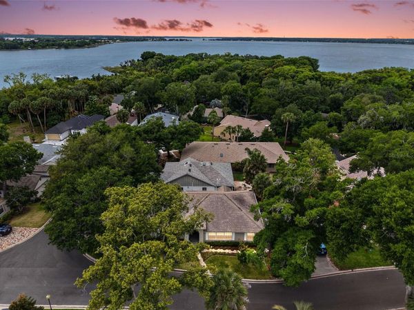 605 SANDLAKE COURT, MOUNT DORA, FL 32757