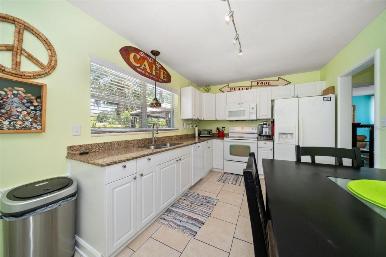 301 Cevera Drive , Dunedin, FL 34698 Photo