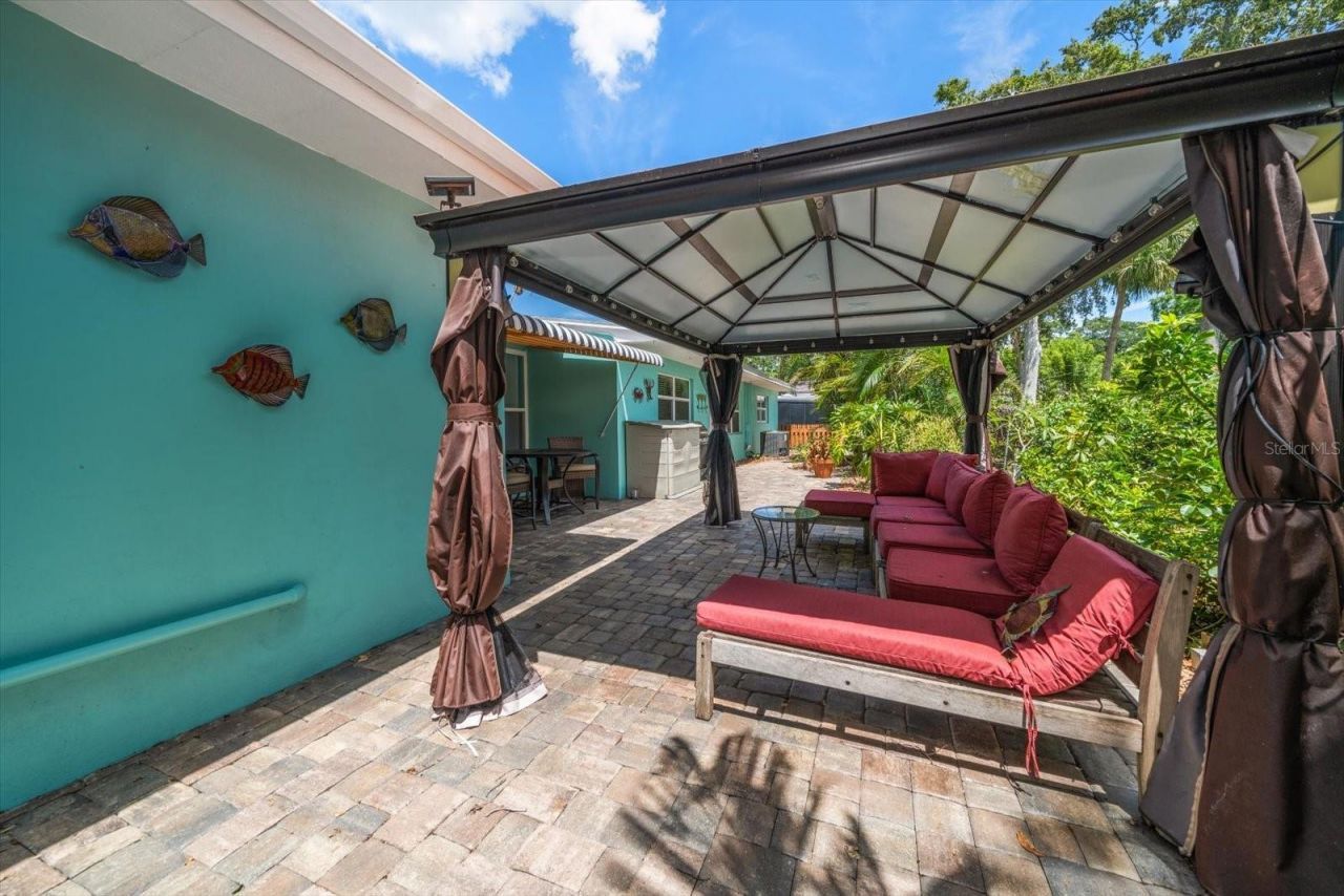 301 Cevera Drive , Dunedin, FL 34698 Photo