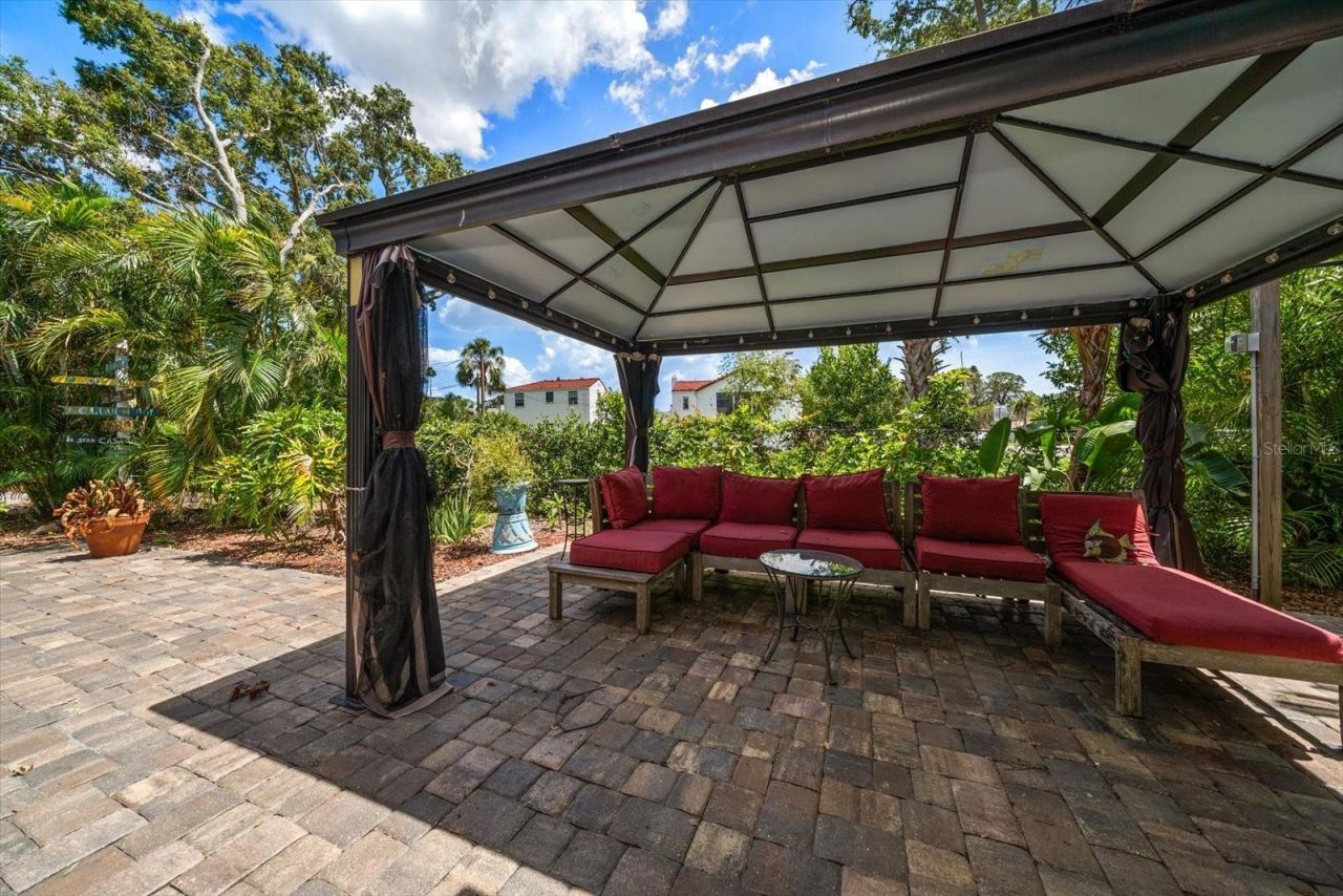 301 Cevera Drive , Dunedin, FL 34698 Photo