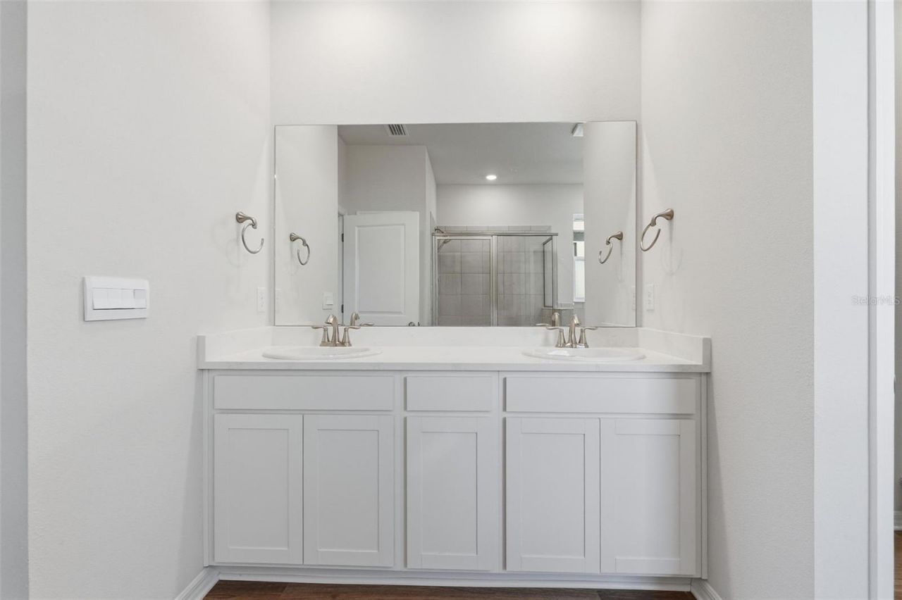 5640 Silver Moonlight Drive, Palmetto, FL 34221 Photo