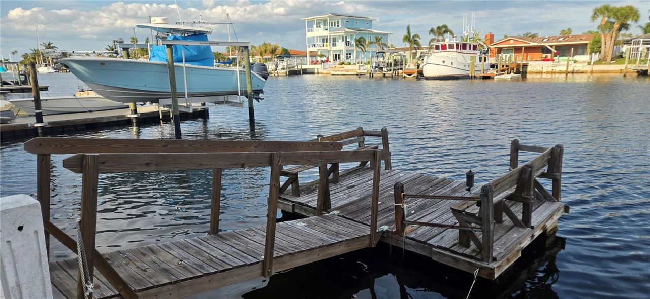 5308 Pilots Place , New Port Richey, FL 34652 Photo