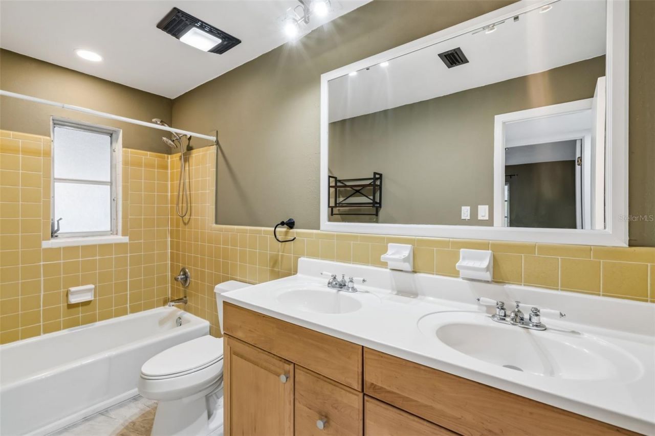 1606 NW 22nd Street, Gainesville, FL 32605 Photo