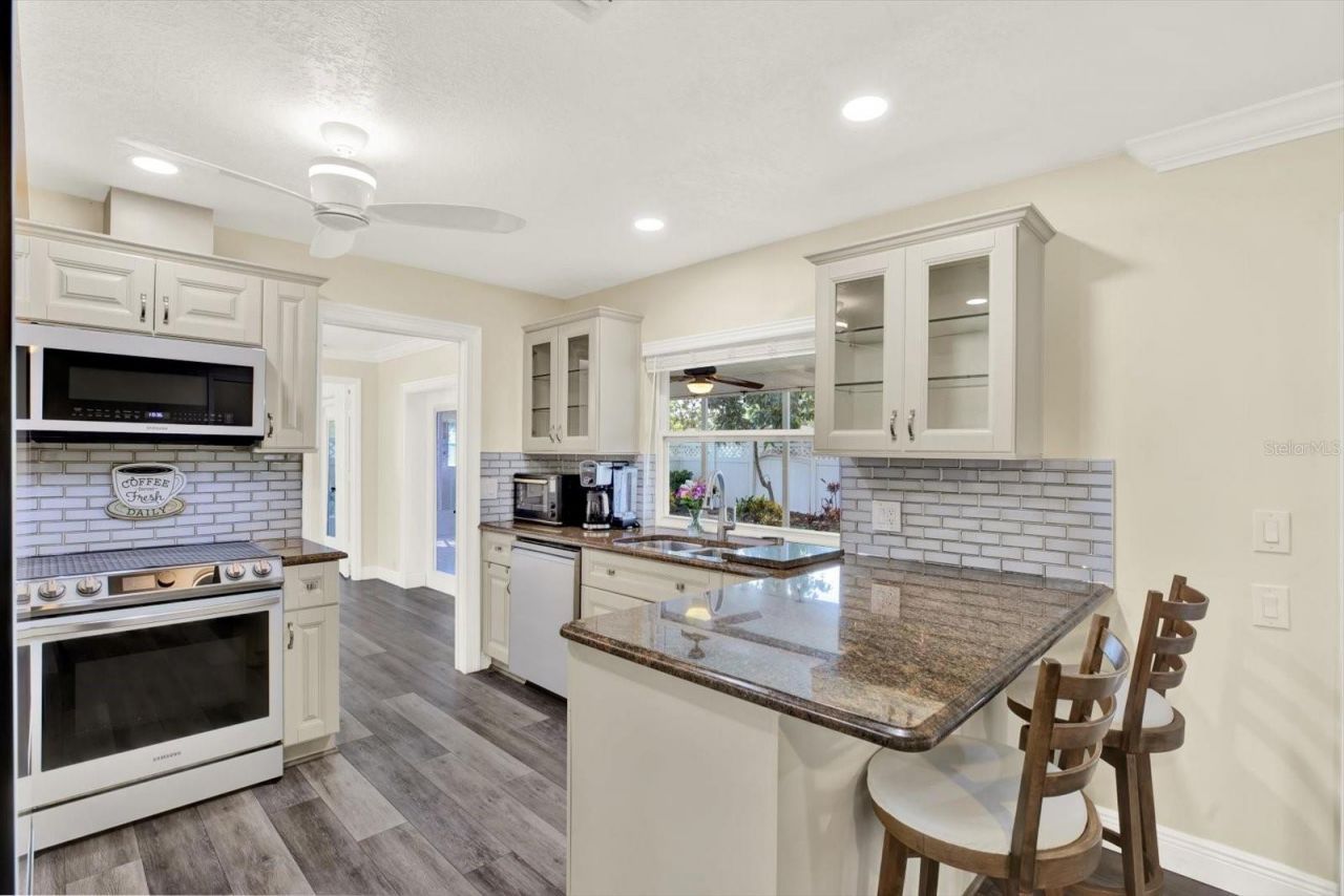 9806 Didrikson Drive, New Port Richey, FL 34655 Photo