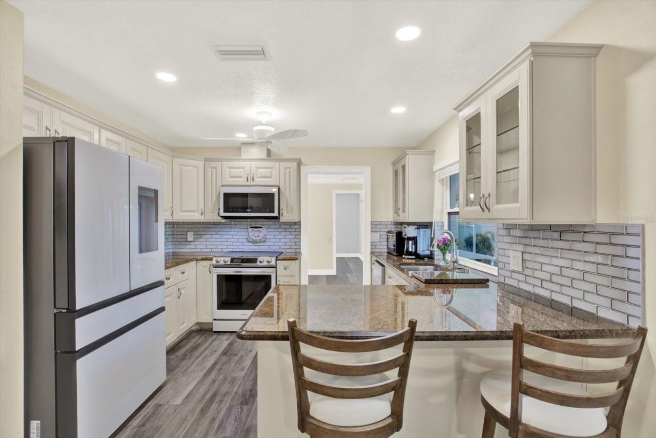 9806 Didrikson Drive, New Port Richey, FL 34655 Photo