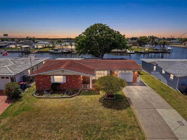 12813 3RD ISLE , HUDSON, FL 34667