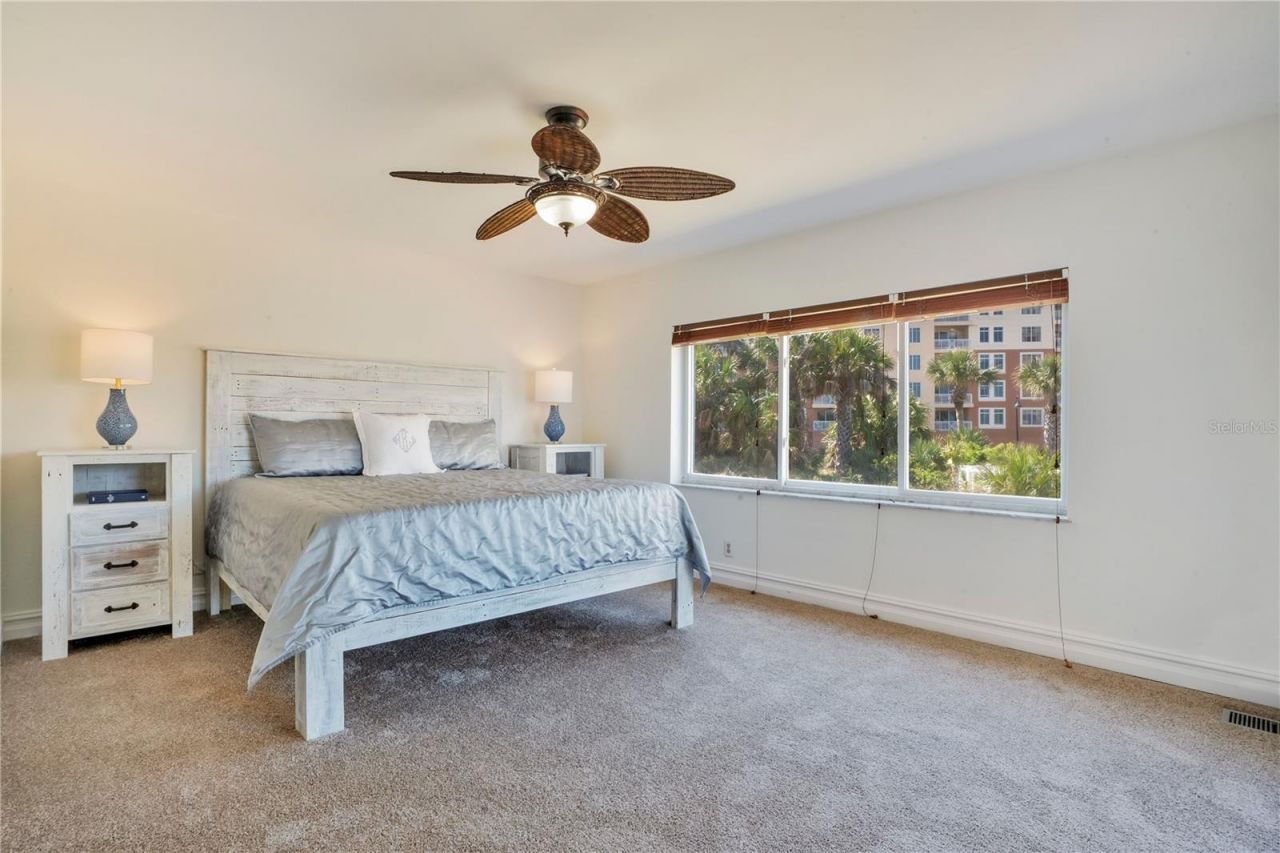 2117 Ocean Drive, New Smyrna Beach, FL 32169 Photo