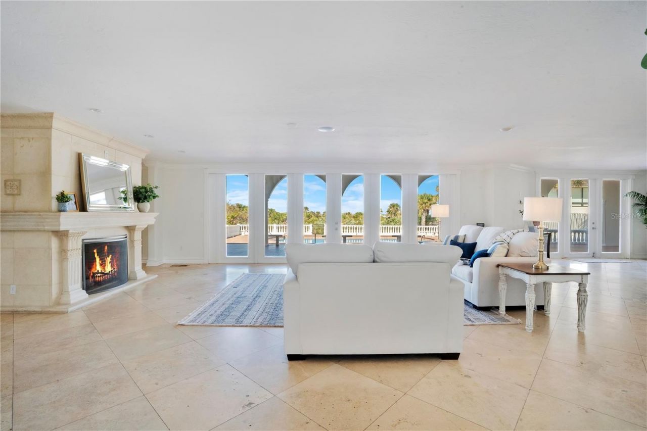 2117 Ocean Drive, New Smyrna Beach, FL 32169 Photo