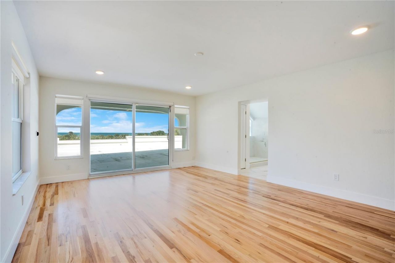 2117 Ocean Drive, New Smyrna Beach, FL 32169 Photo