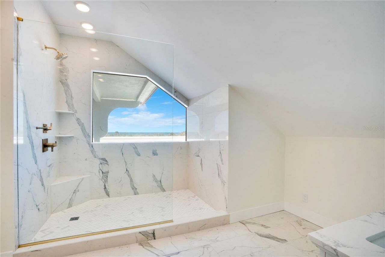 2117 Ocean Drive, New Smyrna Beach, FL 32169 Photo