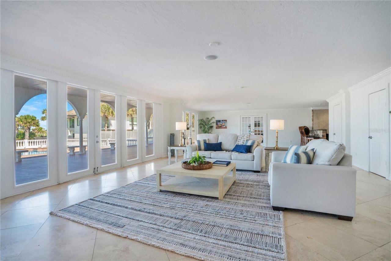 2117 Ocean Drive, New Smyrna Beach, FL 32169 Photo