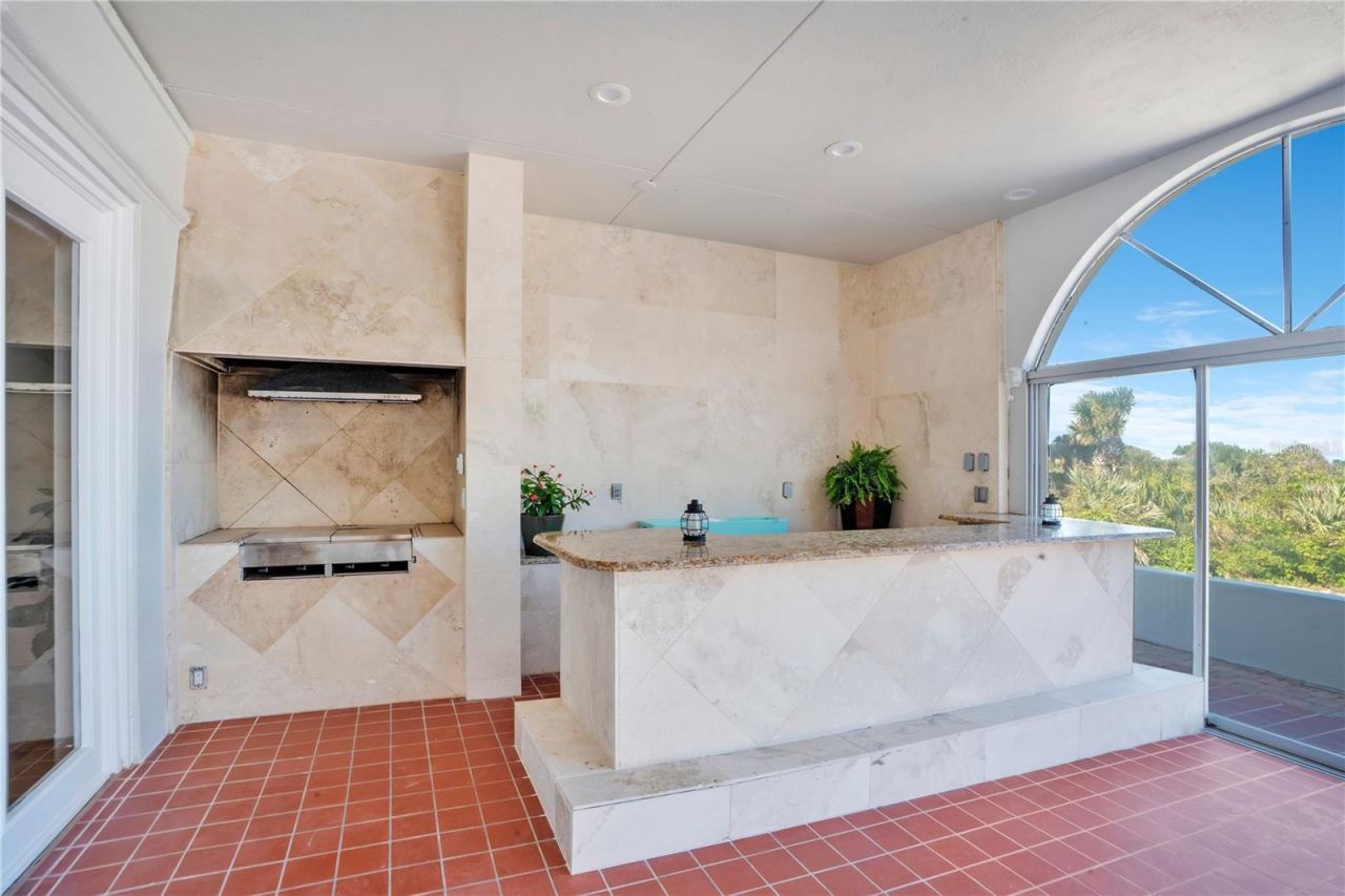 2117 Ocean Drive, New Smyrna Beach, FL 32169 Photo