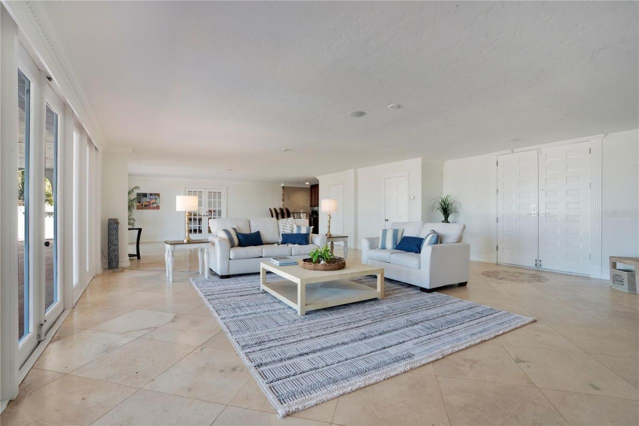 2117 Ocean Drive, New Smyrna Beach, FL 32169 Photo