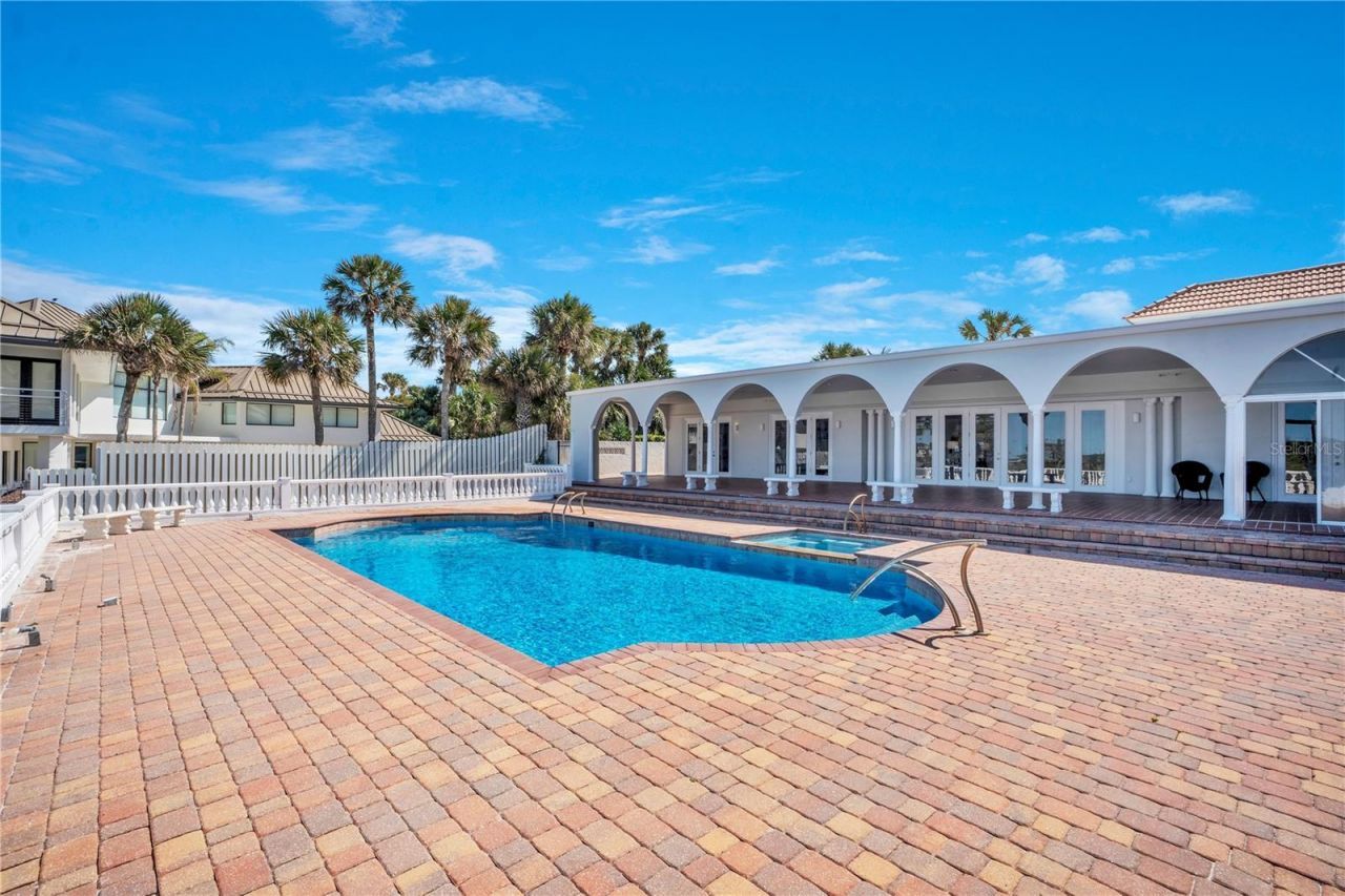 2117 Ocean Drive, New Smyrna Beach, FL 32169 Photo