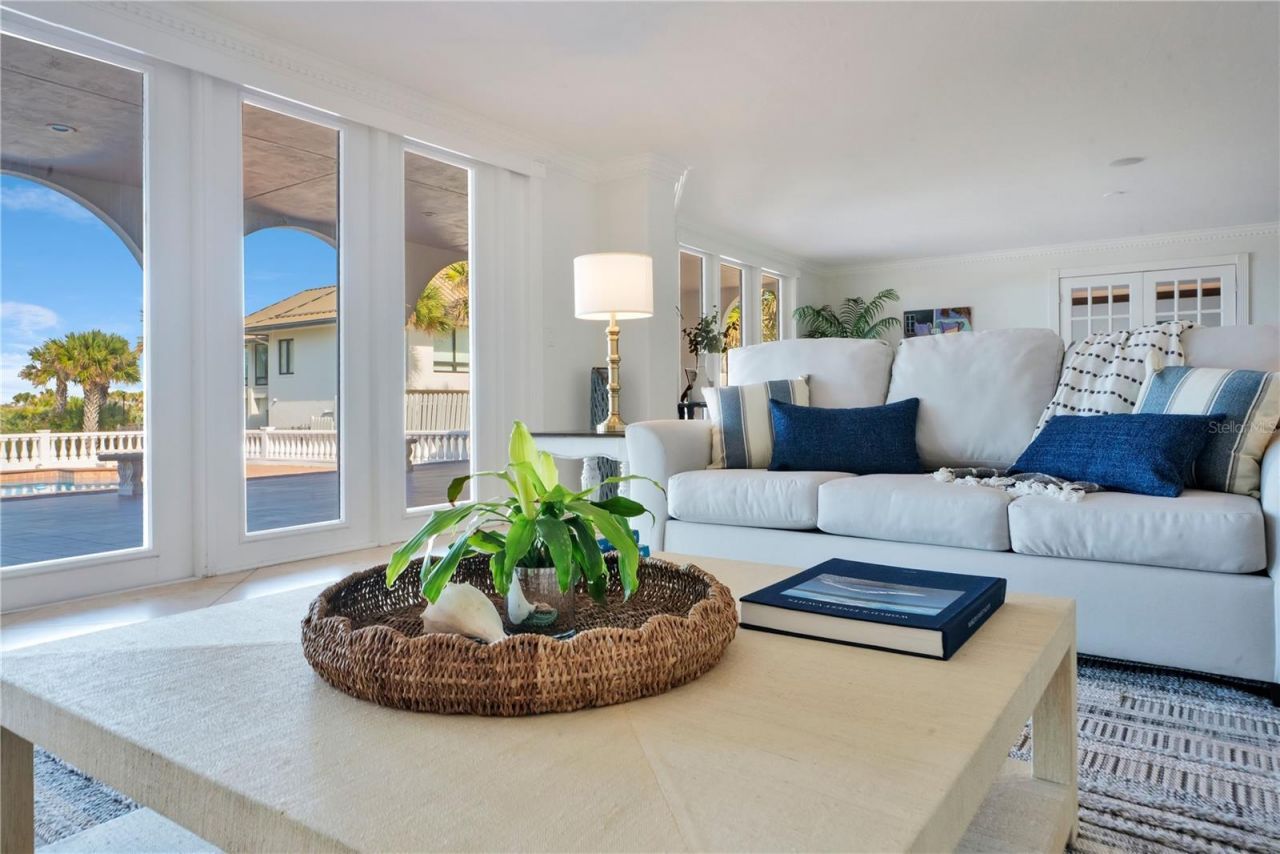 2117 Ocean Drive, New Smyrna Beach, FL 32169 Photo