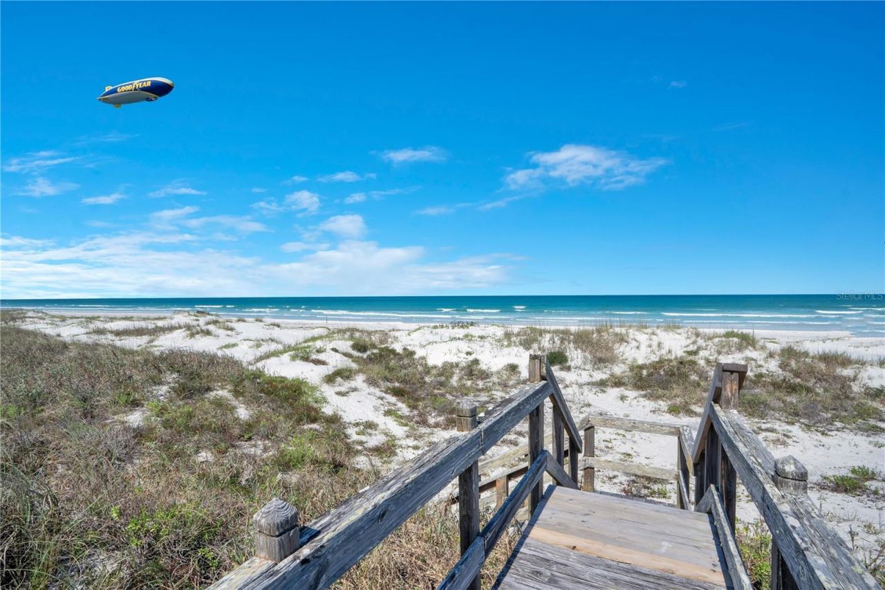 2117 Ocean Drive, New Smyrna Beach, FL 32169 Photo