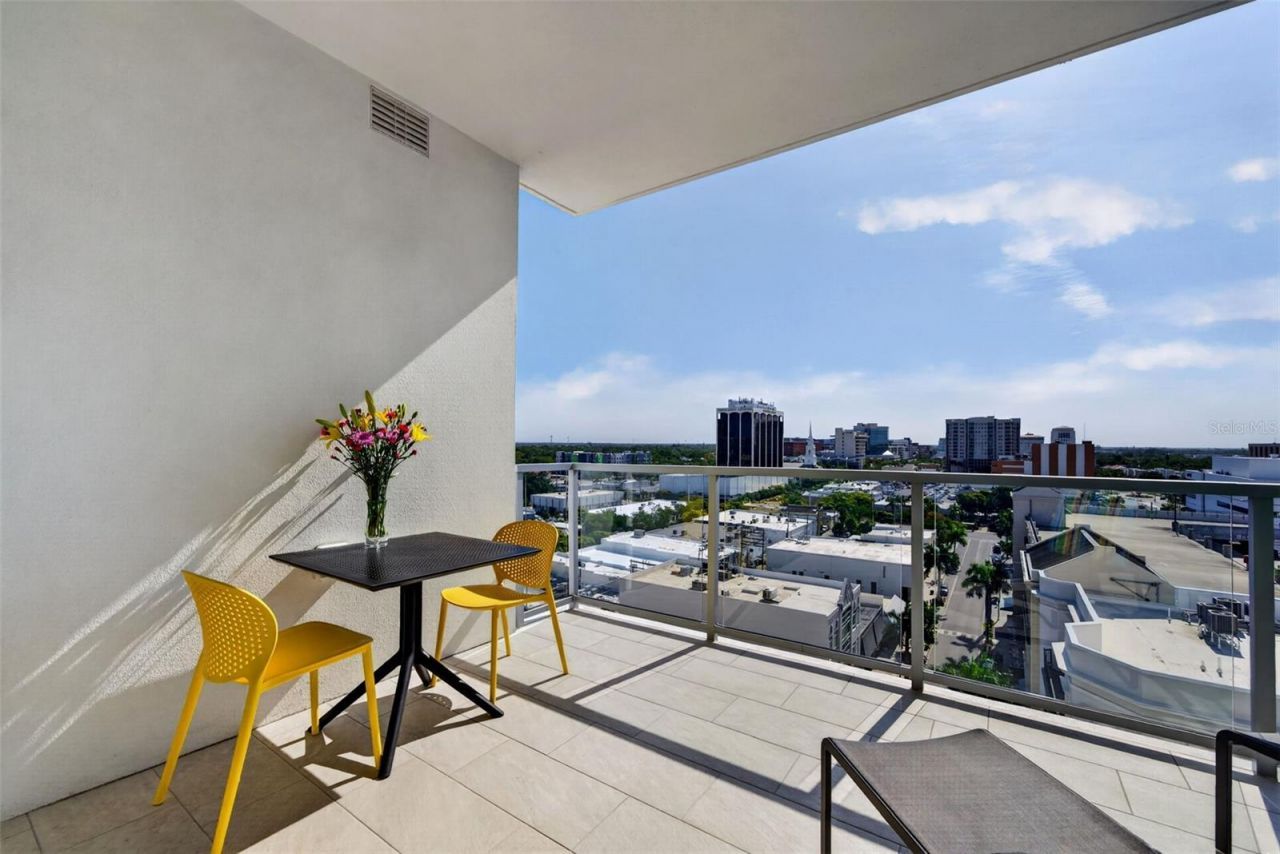 111 S Pineapple Avenue, Unit 904, Sarasota, FL 34236 Photo