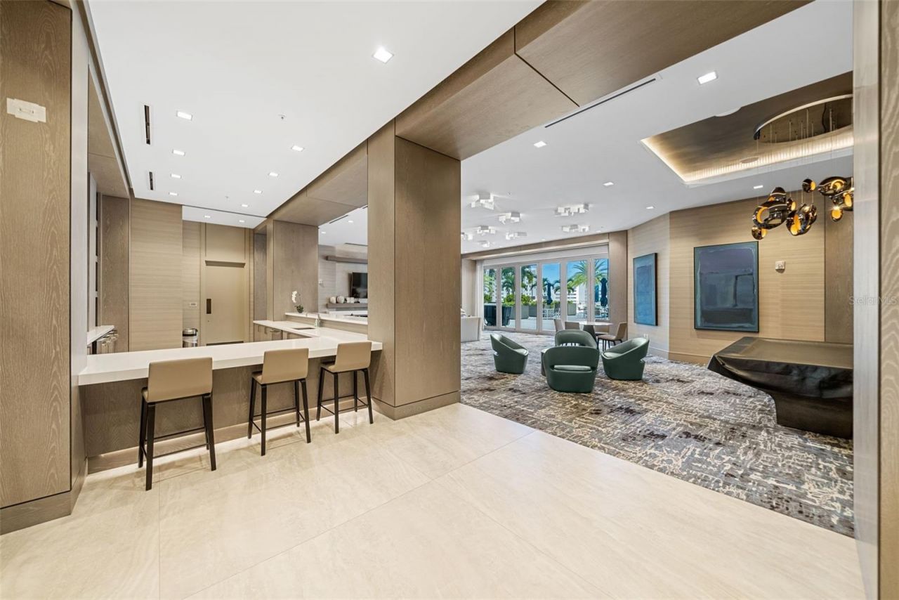 111 S Pineapple Avenue, Unit 904, Sarasota, FL 34236 Photo