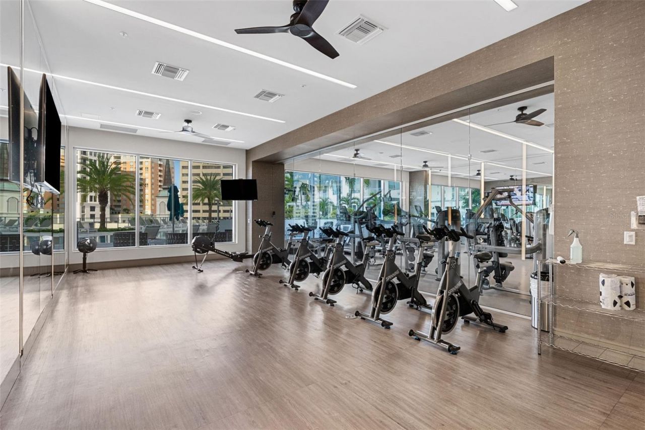 111 S Pineapple Avenue, Unit 904, Sarasota, FL 34236 Photo