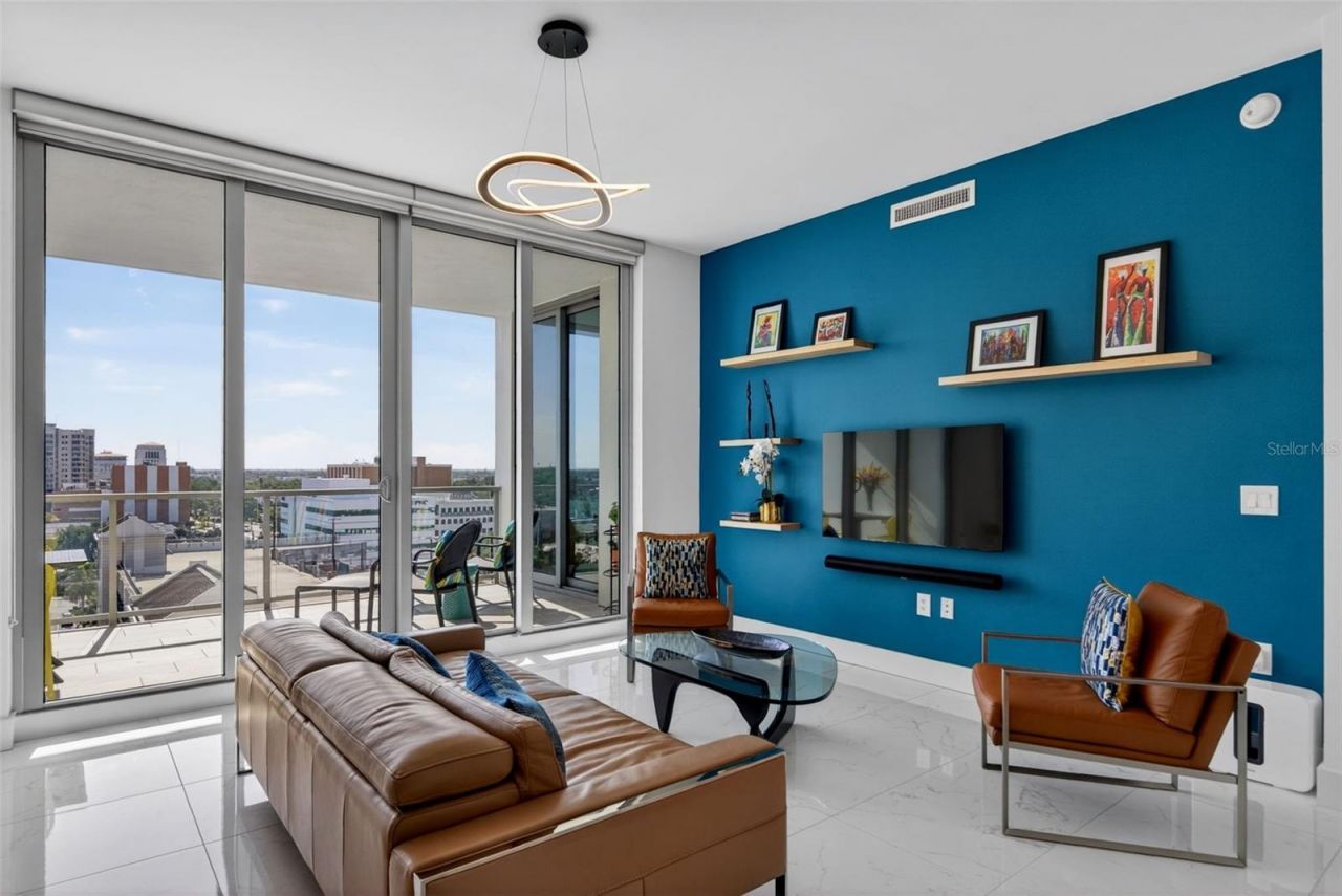 111 S Pineapple Avenue, Unit 904, Sarasota, FL 34236 Photo