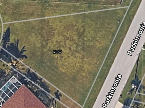 7357 PARKINSONIA , PUNTA GORDA, FL 33955