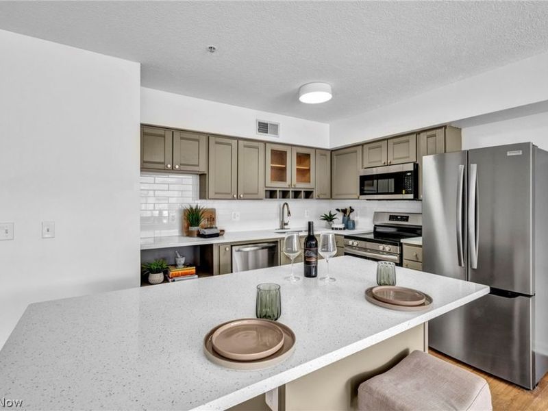 2222 Detroit Avenue, Unit 504, Cleveland, OH 44113 Photo 17