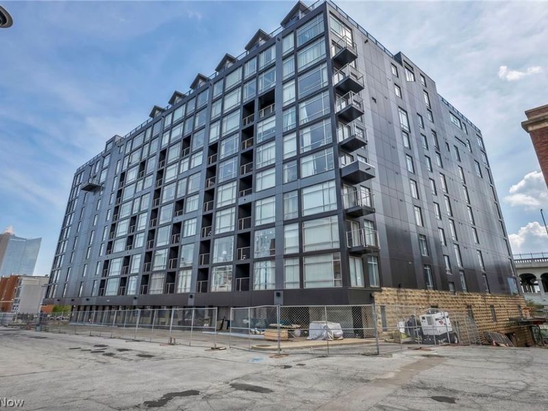 2222 Detroit Avenue, Unit 504, Cleveland, OH 44113 Photo 2