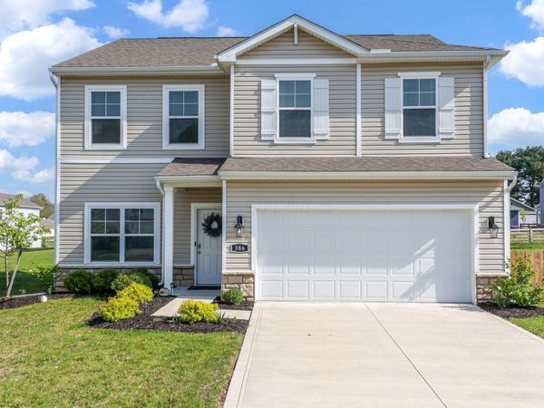 386 Kells Court E, Newark, OH 43055