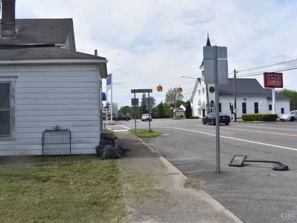 86 N South Street, New Vienna, OH 45159