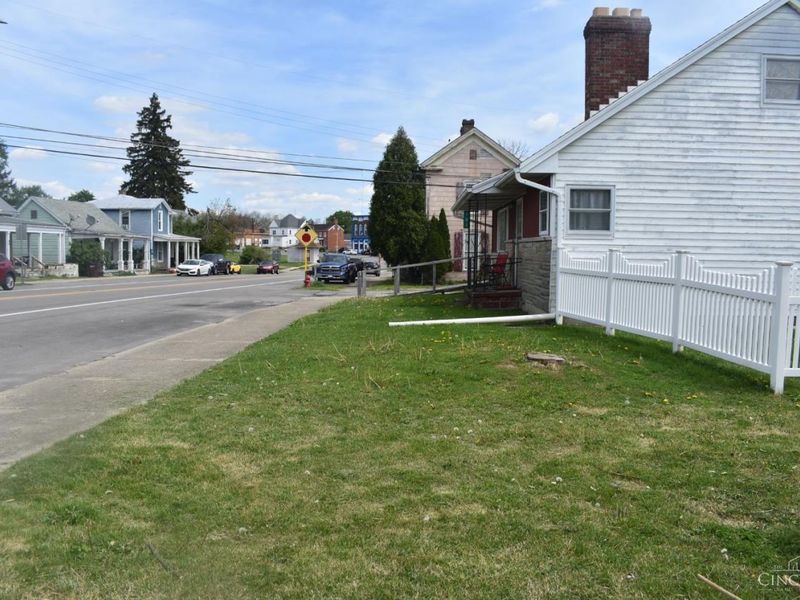 86 N South Street, New Vienna, OH 45159 Photo 7