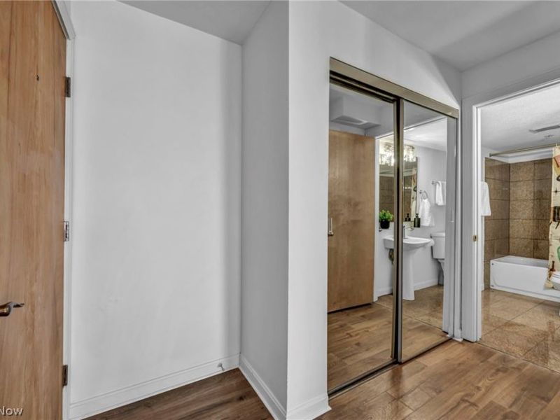 2222 Detroit Avenue , Unit 413, Cleveland, OH 44113 Photo 22