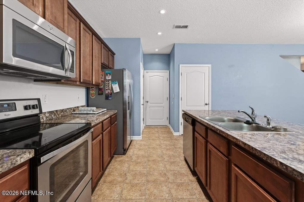 45047 Amhurst Oaks Drive, Callahan, FL 32011 Photo